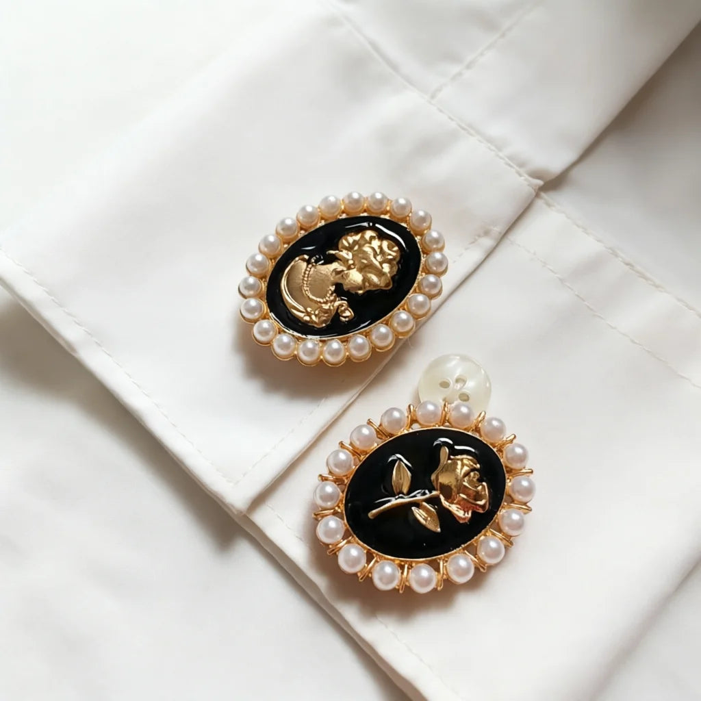 Classic Pearl Button