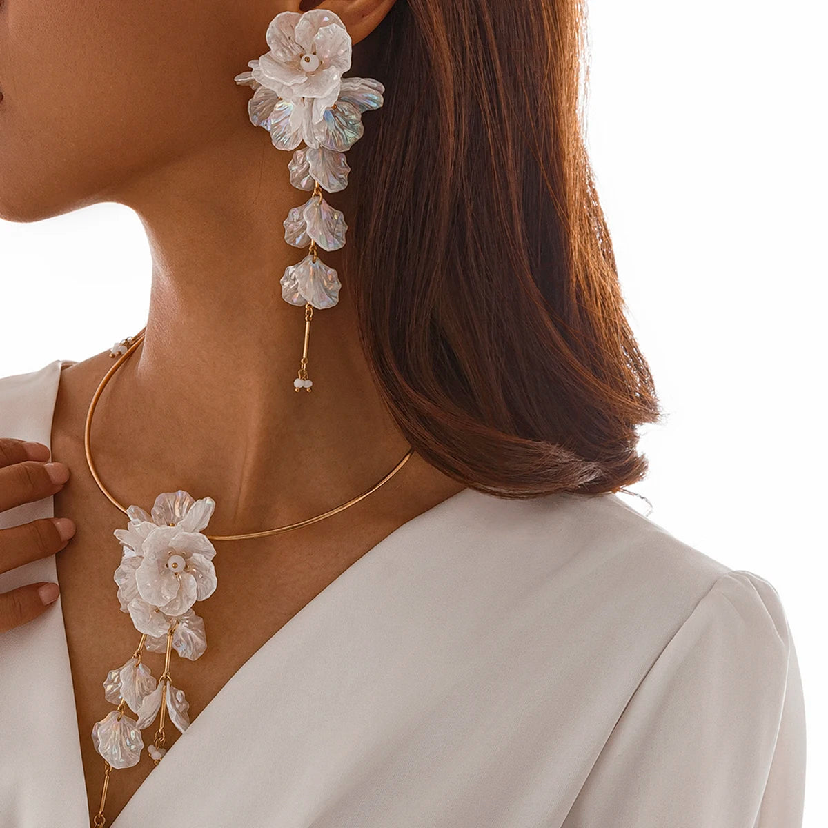 White Jewelry Set