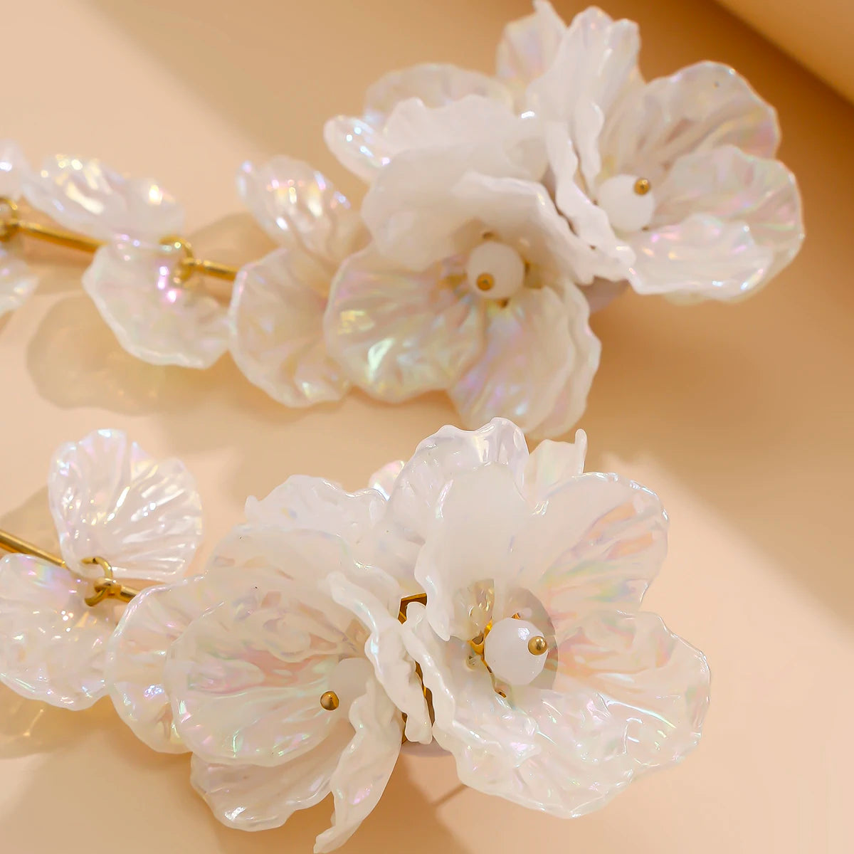 White Jewelry Set