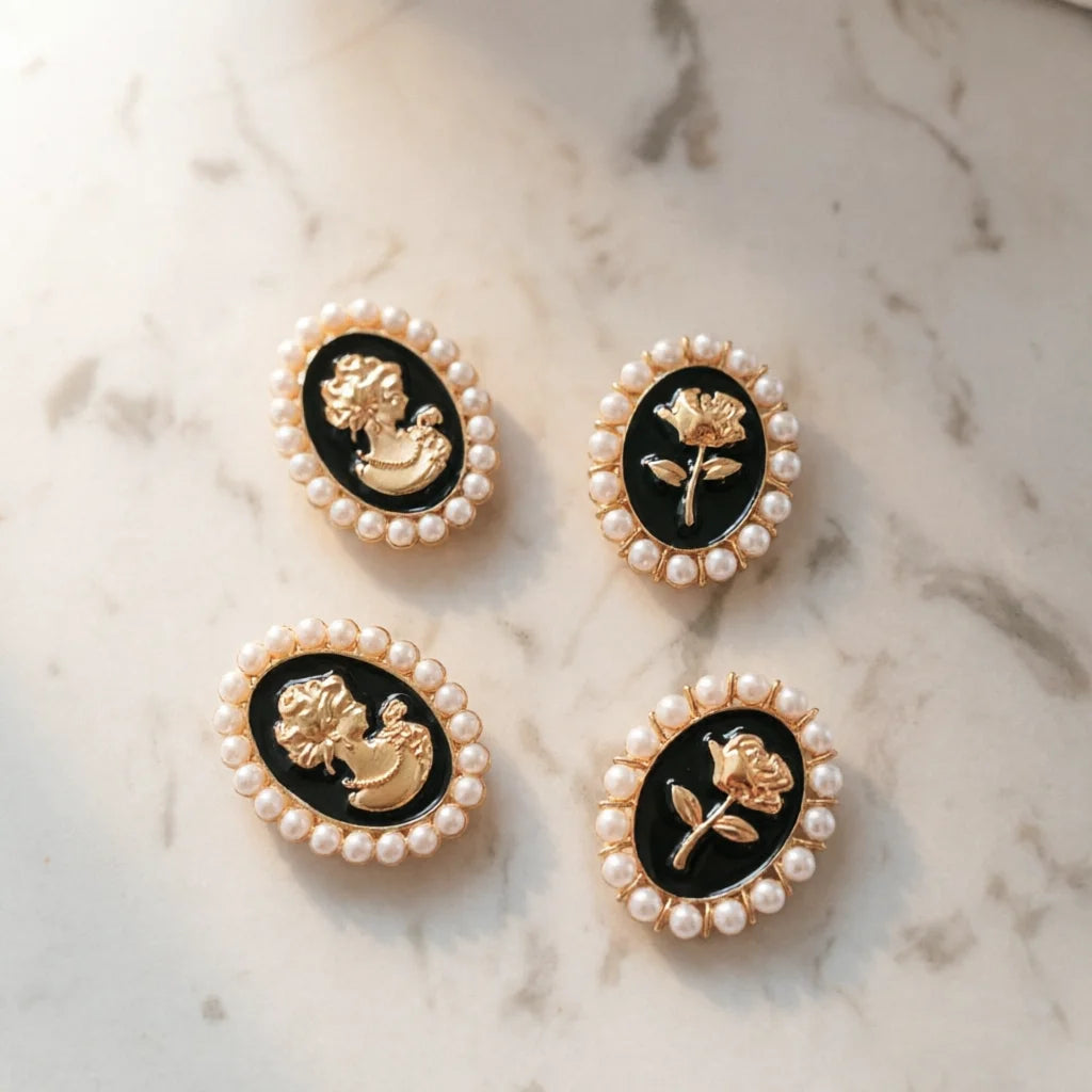Classic Pearl Button