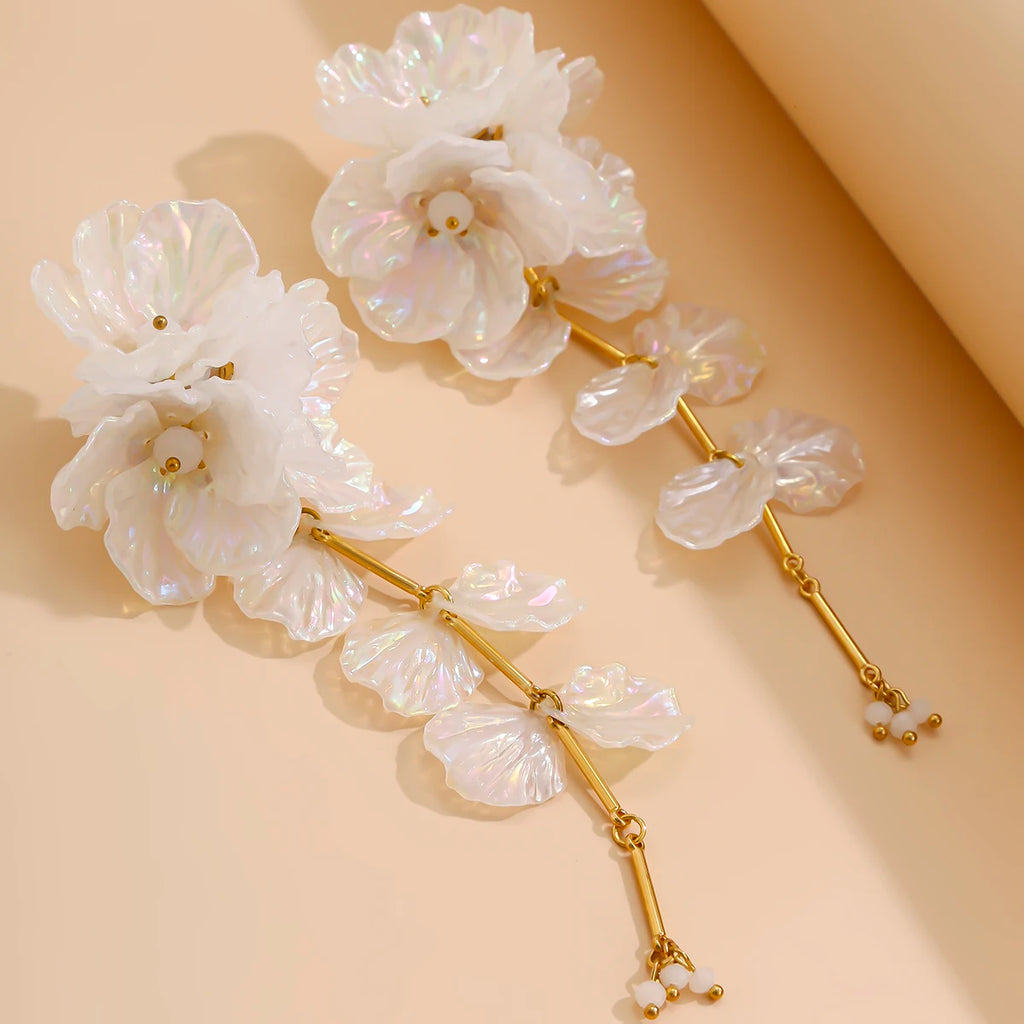 White Jewelry Set