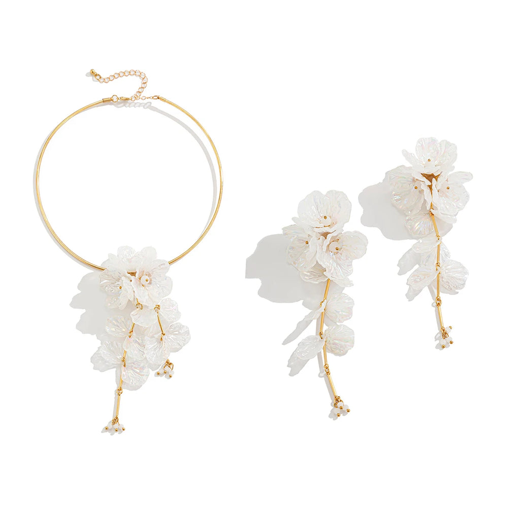 White Jewelry Set