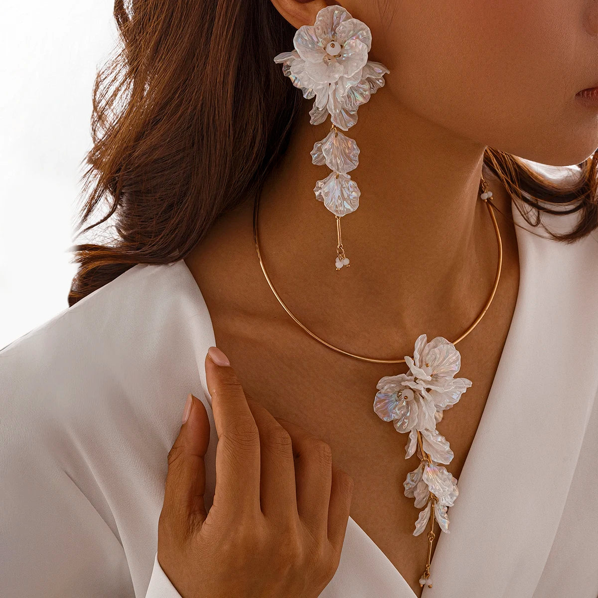 White Jewelry Set