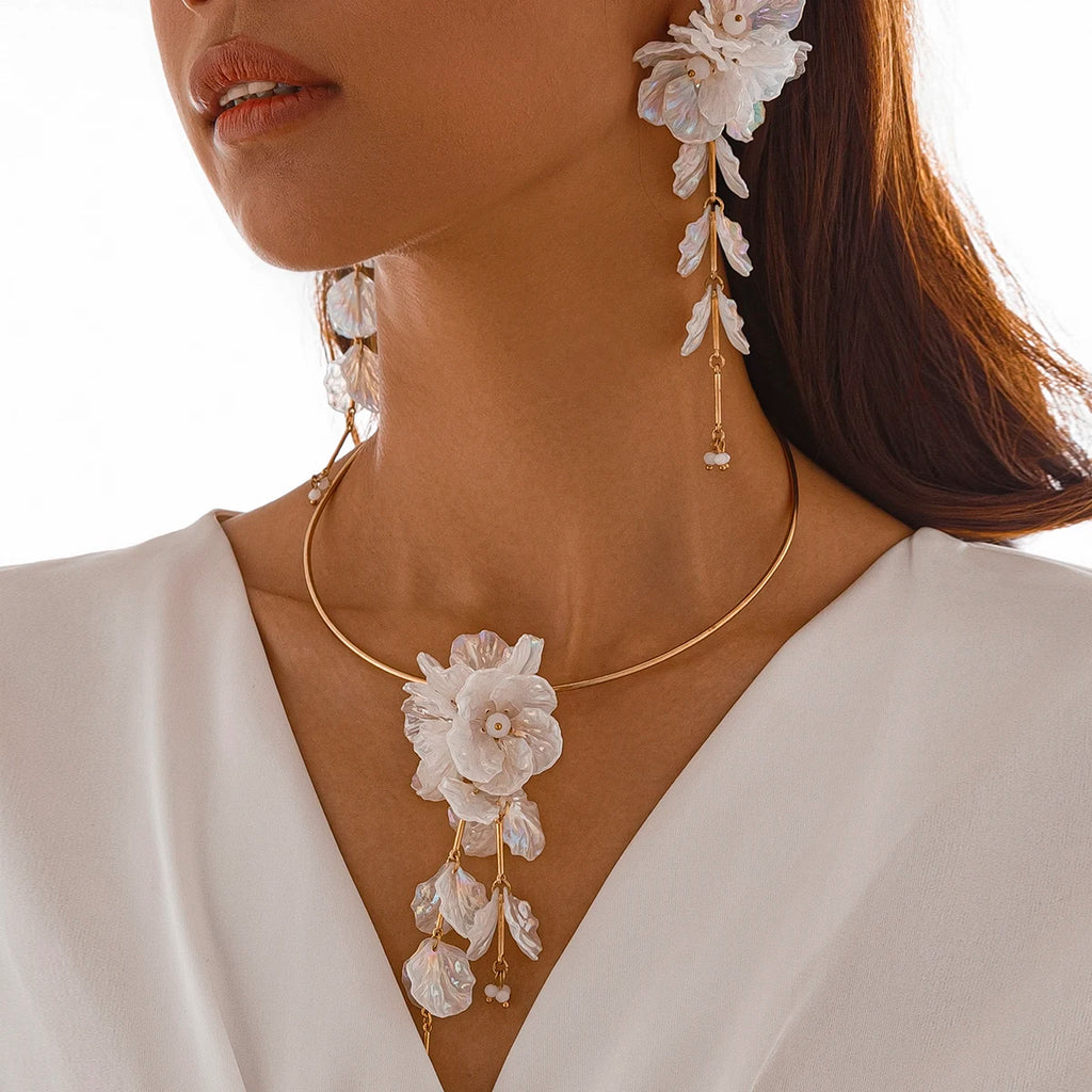 White Jewelry Set