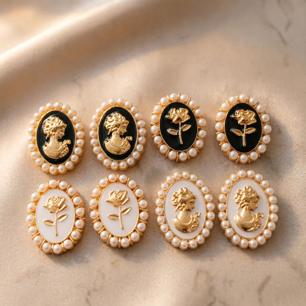 Classic Pearl Button
